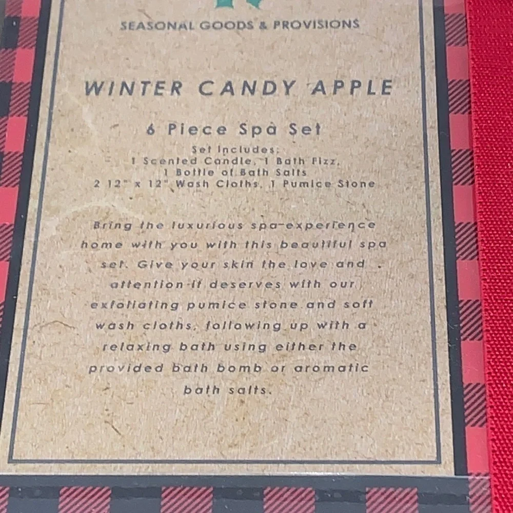 Final $ NWT Mistletoe Farms Winter Candy Apple 6 Piece Spa Set